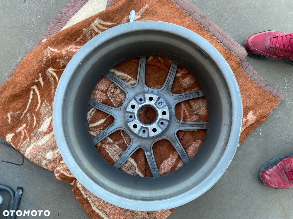 BMW F10 F10 LCI F11 F11 LCI F06 GC F06 GC LCI F12 F12 LCI F13 F13 LCI FELGA BMW 5 F10 F11 6 F12 F13 8,5x20 ET33 5x120 NUMER 6792598 STYLING 356  6792598  6853816  8,5x20 is33 et33  03267 - 16