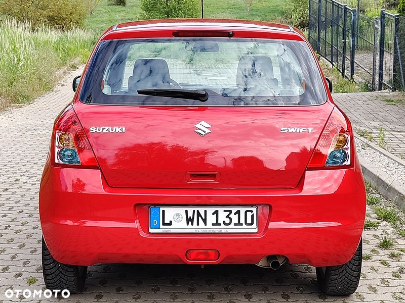 Suzuki Swift 1.3 Comfort - 28
