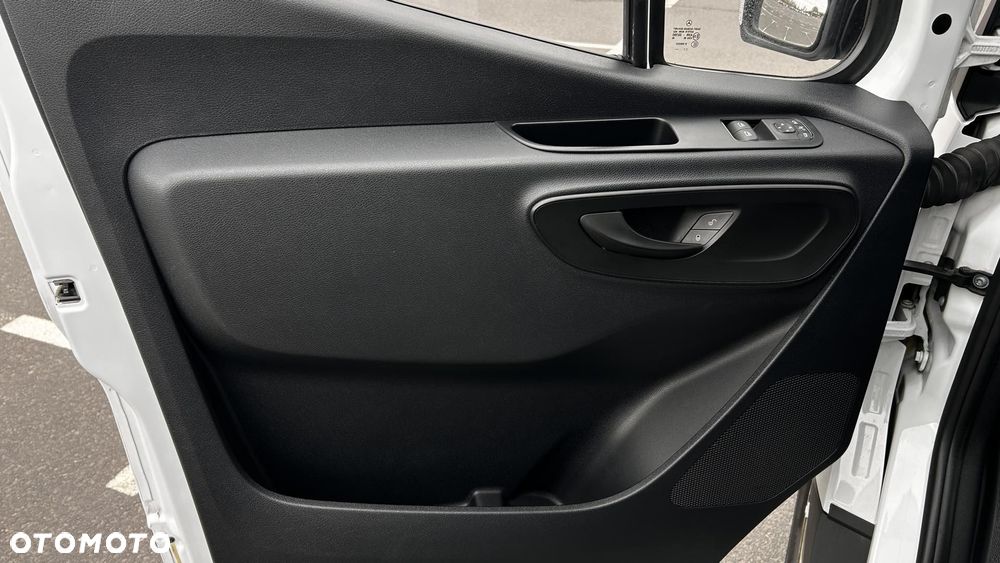 Mercedes-Benz Sprinter - 10