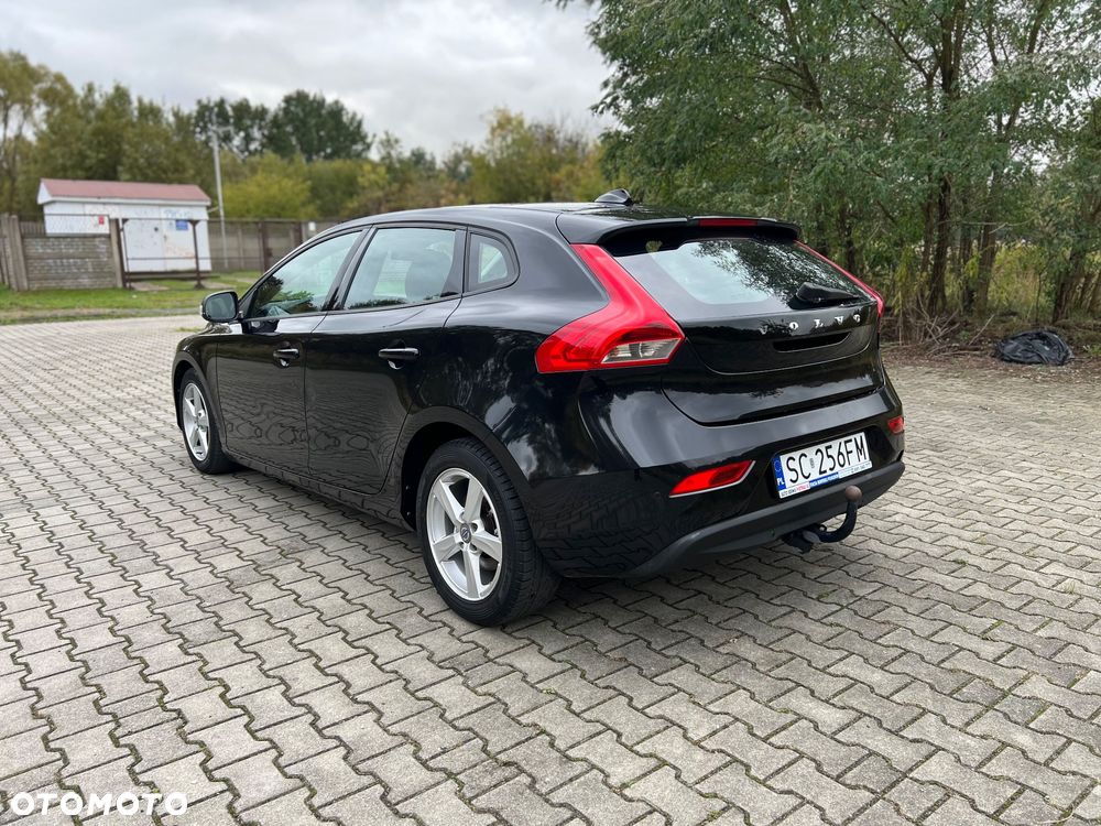 Volvo V40 - 4