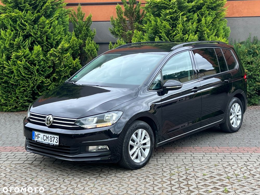 Volkswagen Touran - 4