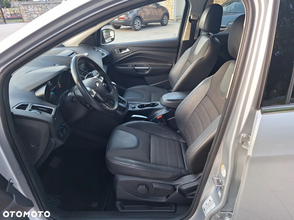 Ford Kuga 1.5 EcoBoost 4WD Titanium - 6