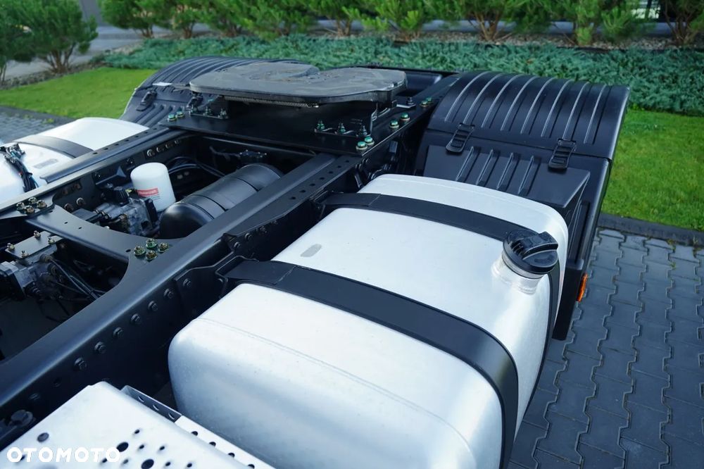 Ford F-MAX 500 / KLIMATYZACJA POSTOJOWA / BOGATE WYPOSAŻENIE / EURO 6 - 11