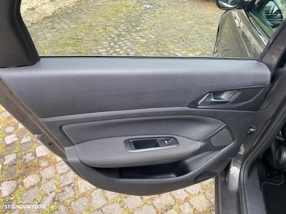 Peugeot 308 SW PureTech 130 GPF EAT8 Stop & Start Allure Business-Pack - 7