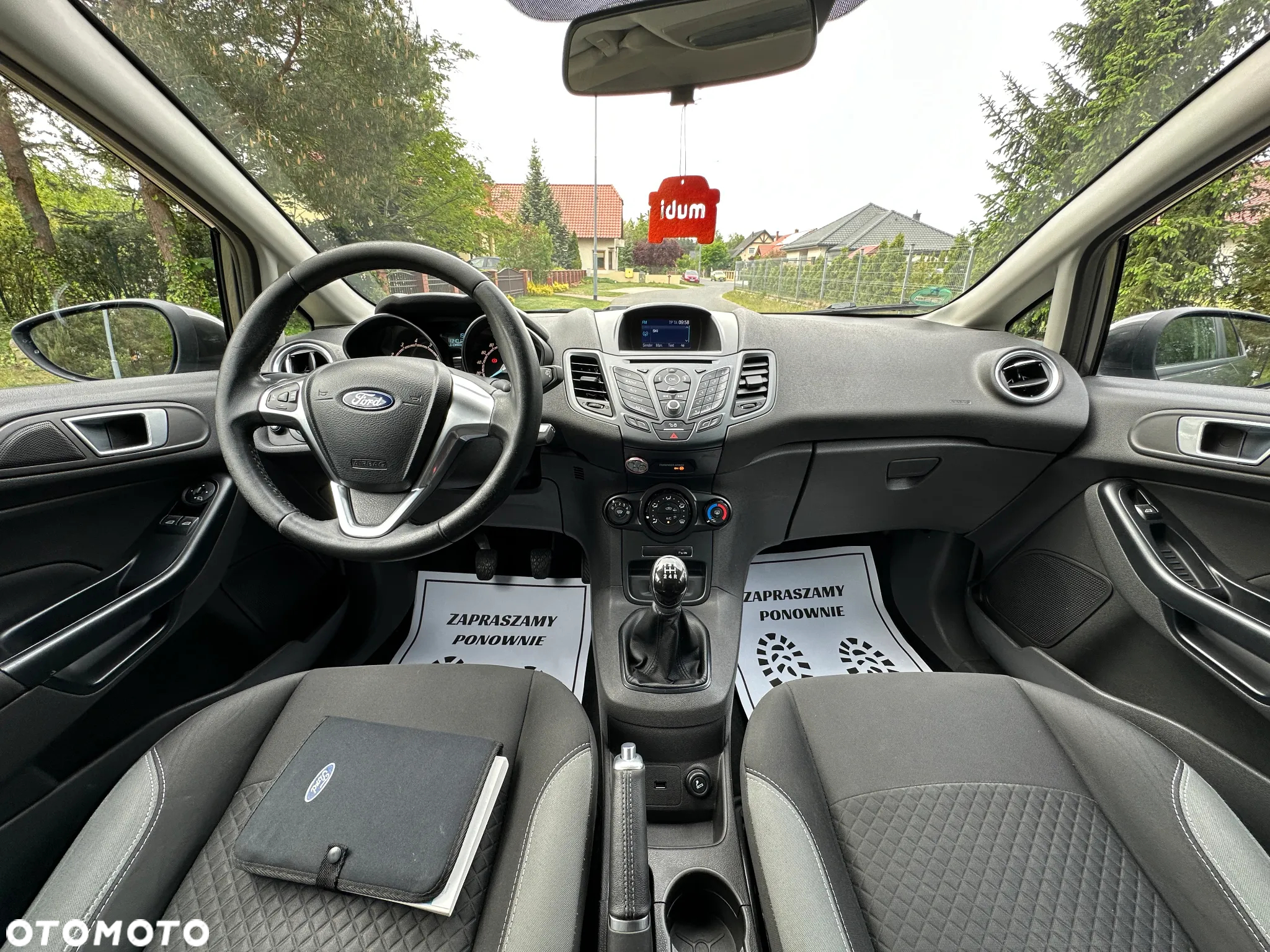 Ford Fiesta - 25
