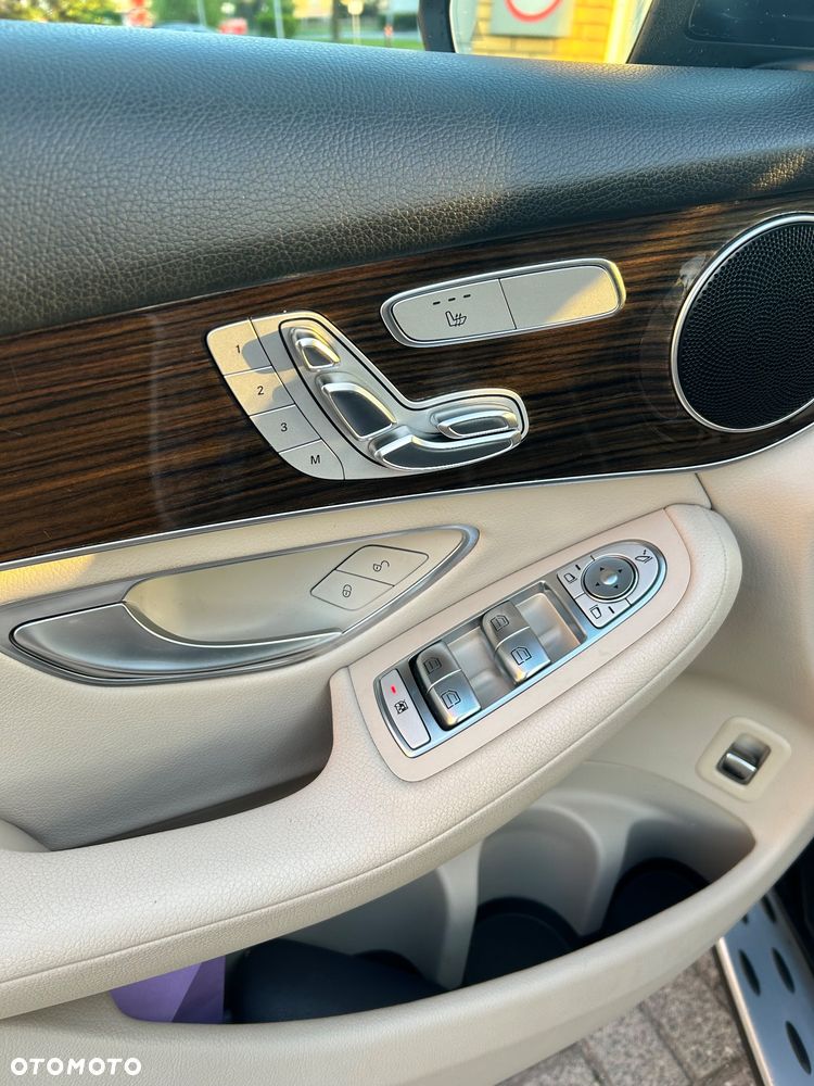 Mercedes-Benz GLC - 16