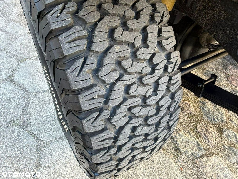 Toyota FJ - 25
