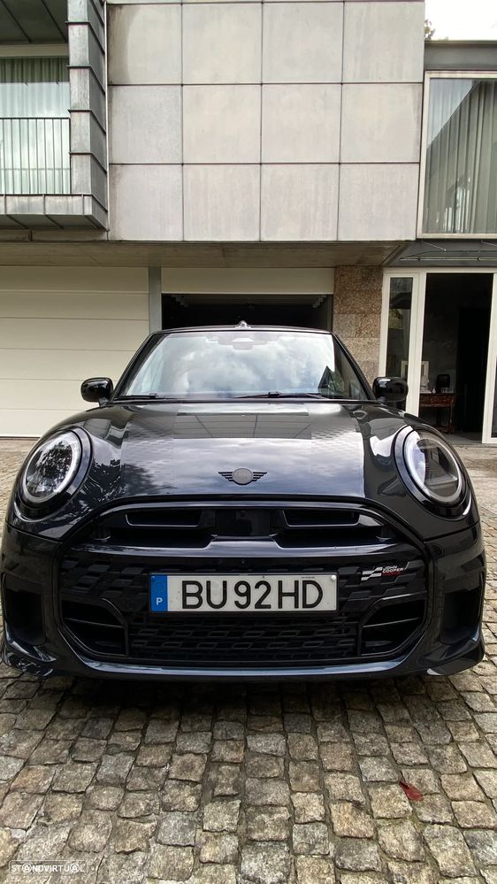 MINI Cabrio Cooper C JCW - 3
