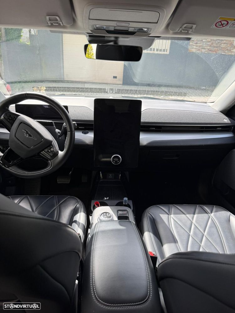 Ford Mustang Mach-E Standard - 12