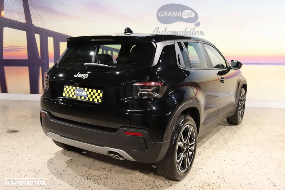 Jeep Avenger 1.2 GSE T3 Altitude - 4