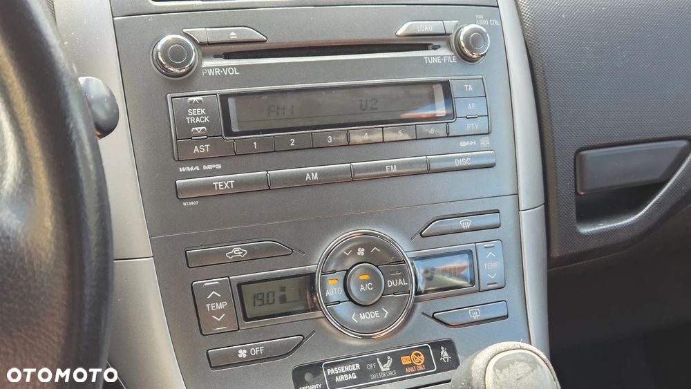 Toyota Auris 1.4 D-4D Luna MM - 10