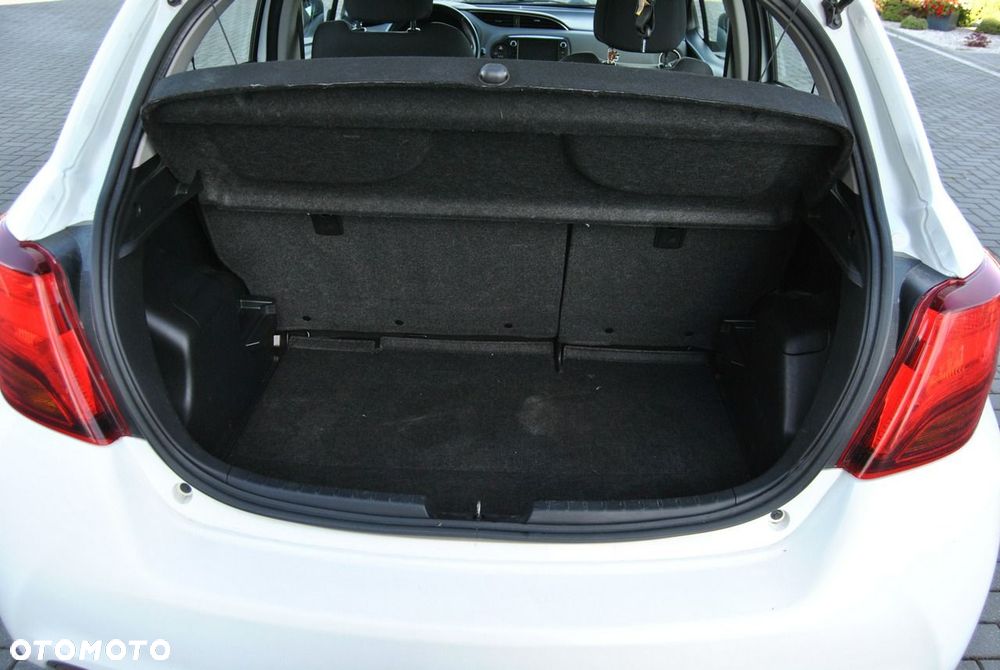 Toyota Yaris - 24