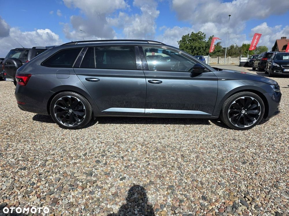 Skoda Superb 2.0 TDI Sportline DSG7 - 39
