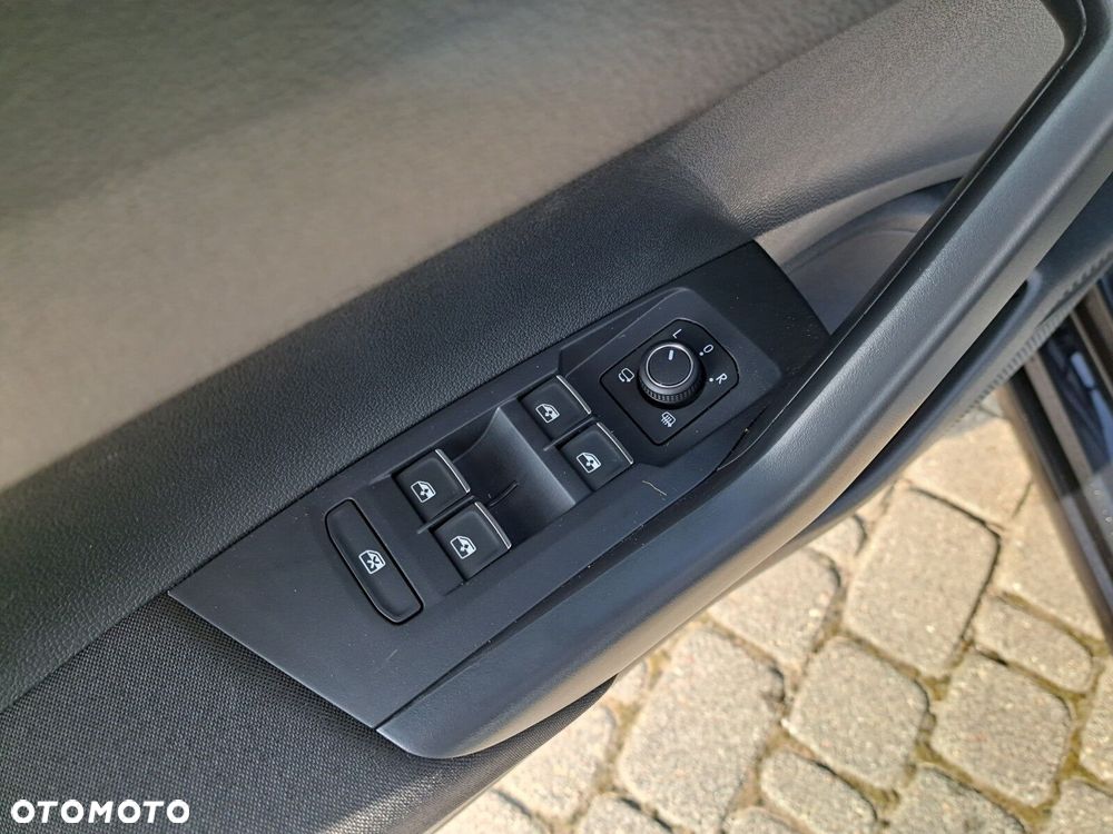 Volkswagen Taigo 1.5 TSI ACT R-Line Plus DSG - 13