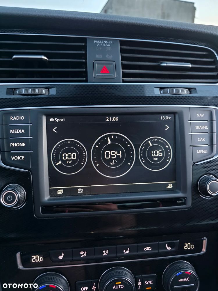 Volkswagen Golf - 15