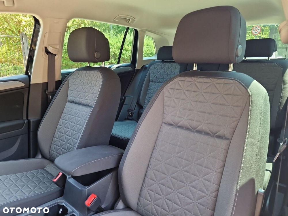 Volkswagen Tiguan - 14