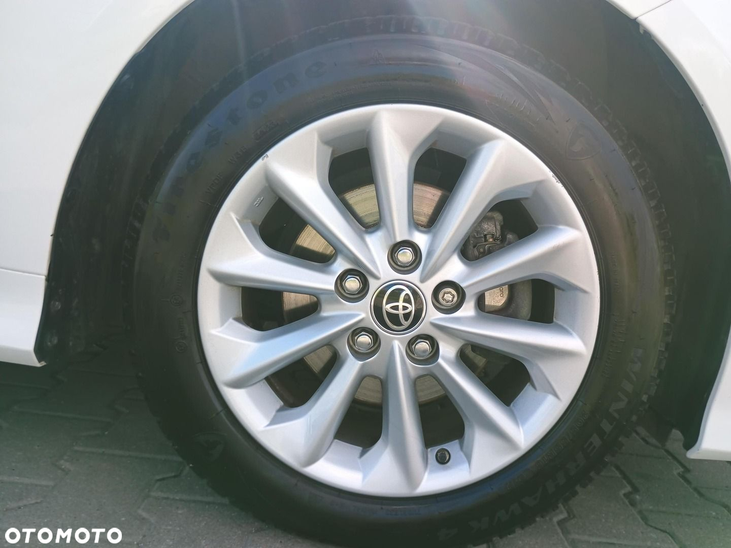 Toyota Corolla - 10