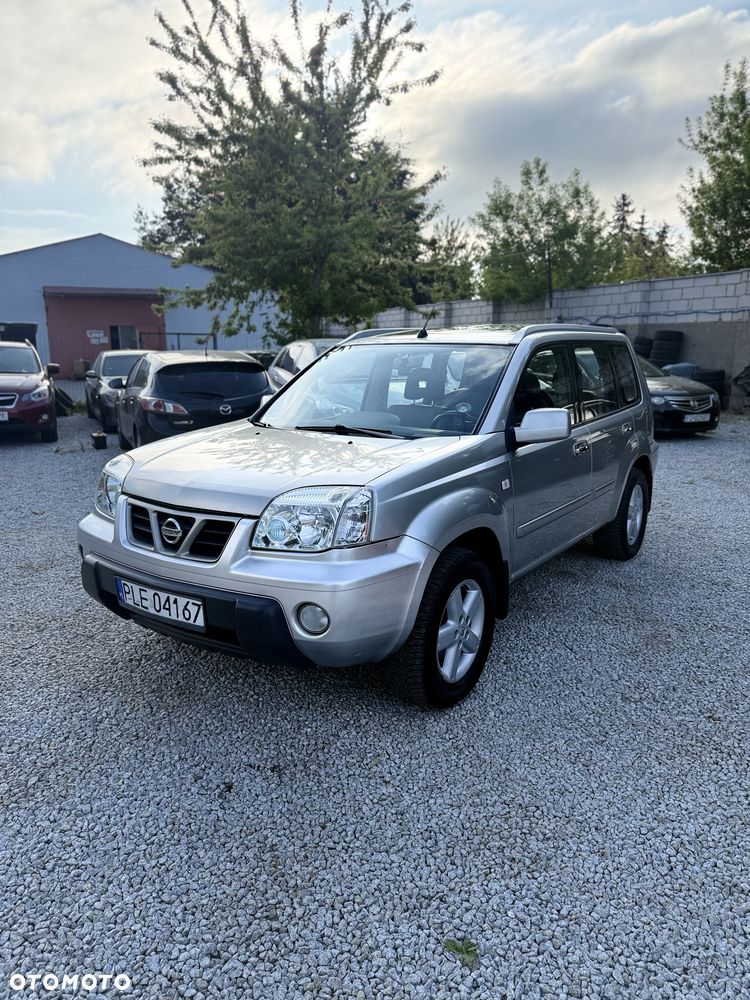 Nissan X-Trail - 1