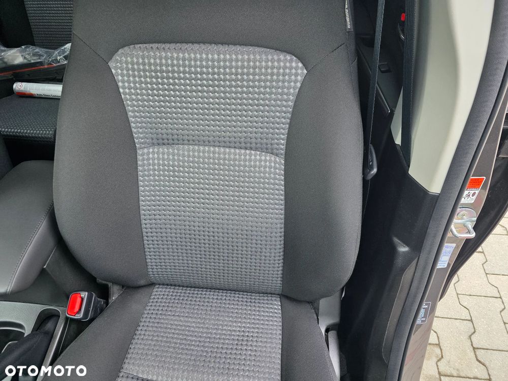 Suzuki S-Cross - 19