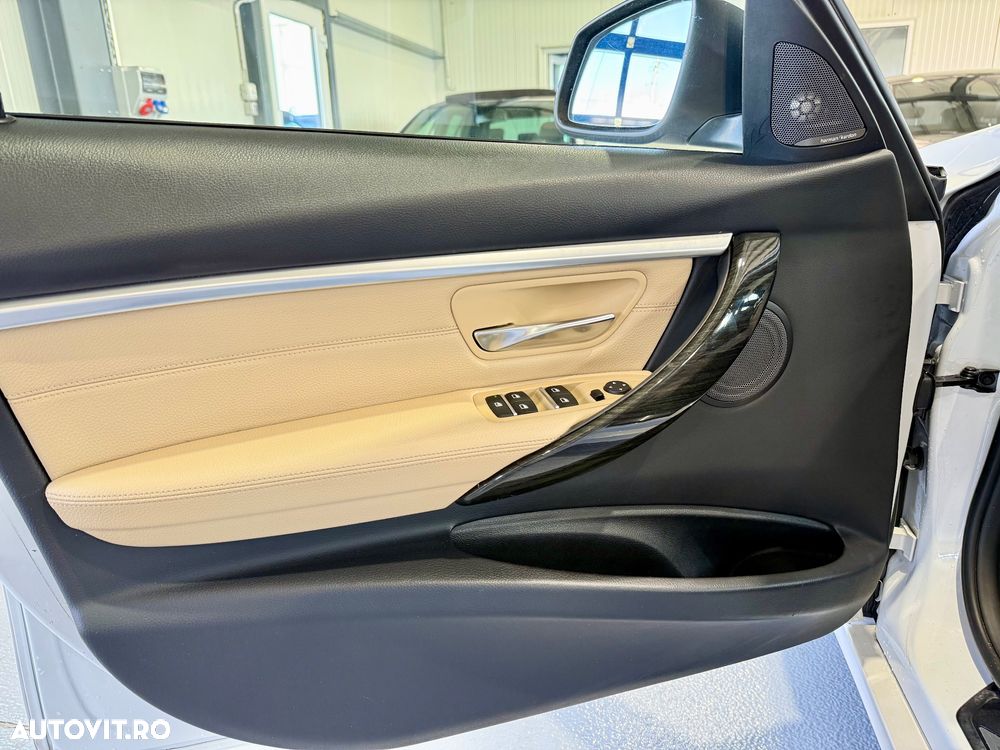 BMW Seria 3 318i Aut. Luxury Line - 14