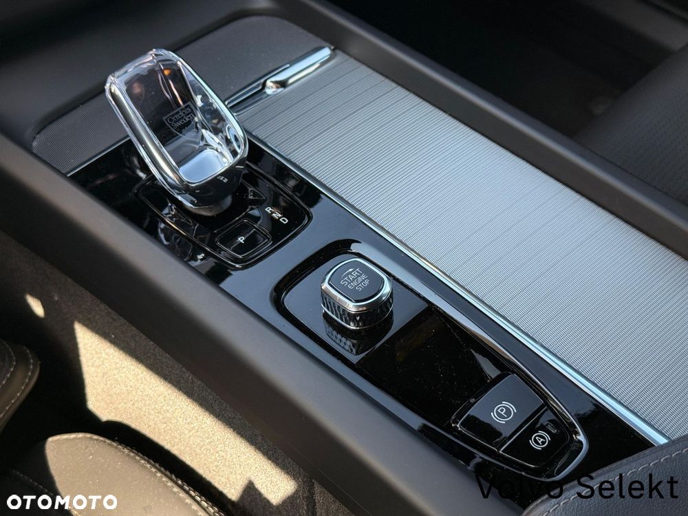 Volvo XC 60 - 25