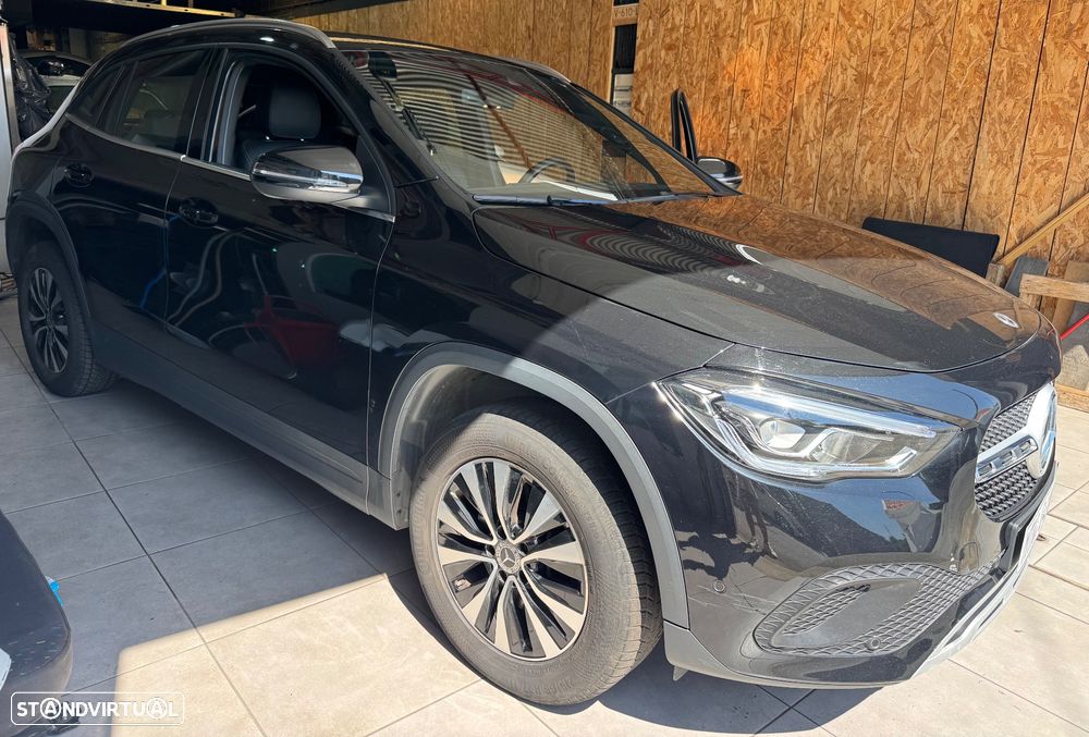 Mercedes-Benz GLA 180 d 8G-DCT - 3