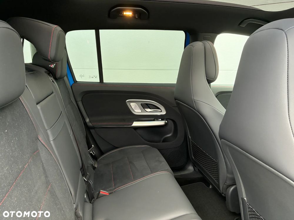 Mercedes-Benz GLB 200 mHEV 8G-eDCT - 6