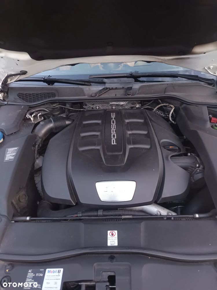 Porsche Cayenne Diesel - 16
