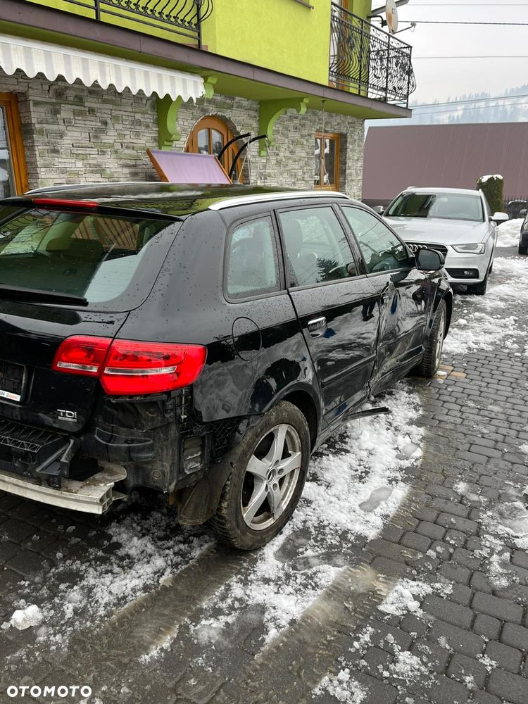 Audi A3 Sportback - 3