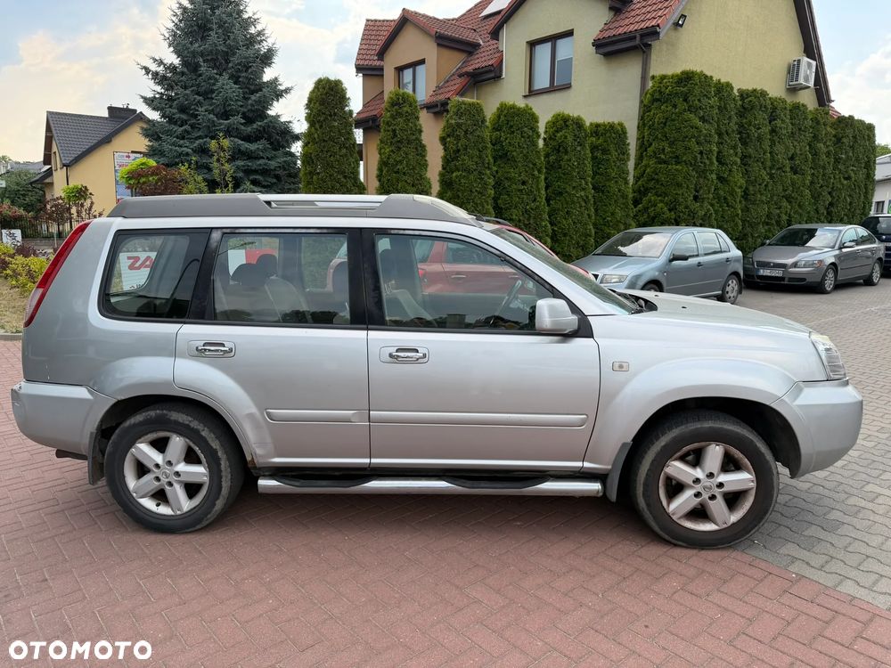 Nissan X-Trail 2.0 Sport + - 2