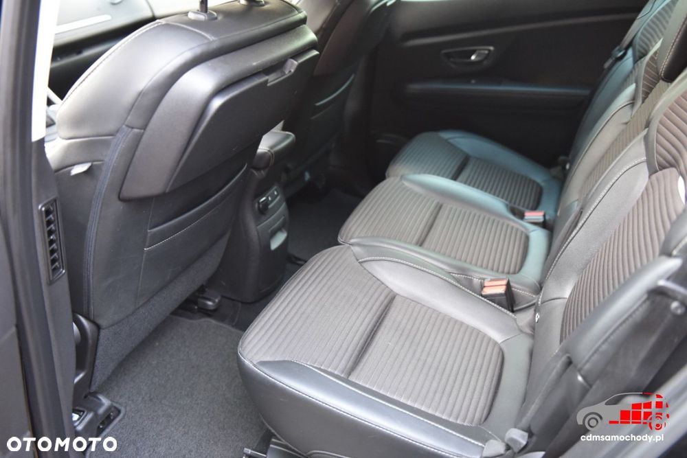 Renault Scenic - 17
