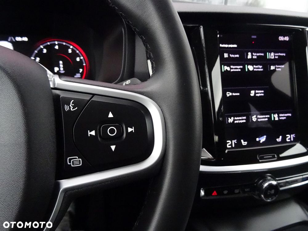 Volvo V60 B3 B Geartronic Momentum Pro - 33