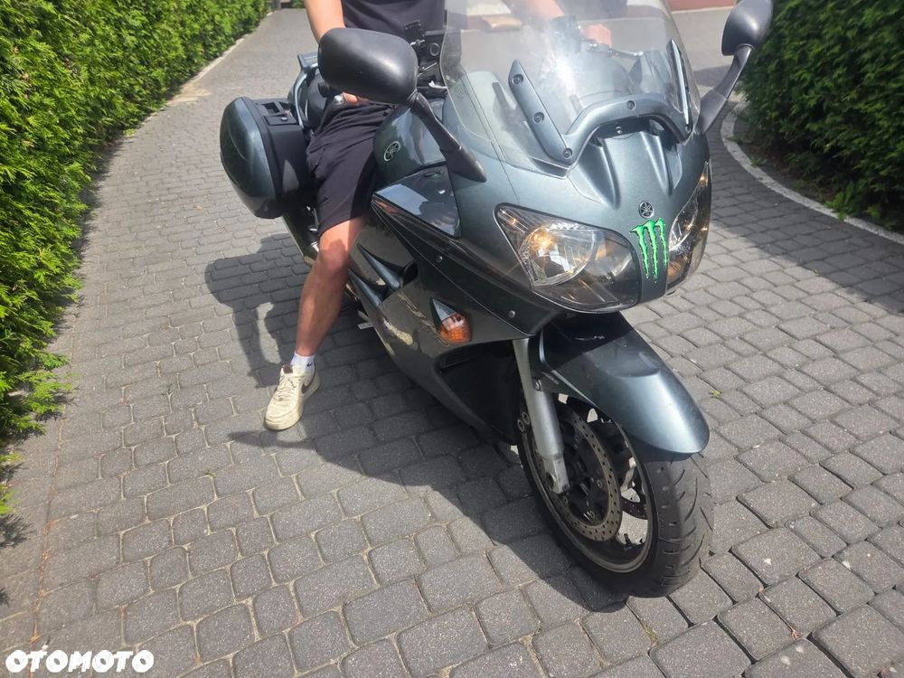 Yamaha FJR - 5