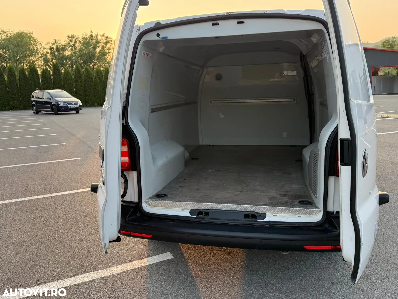 Volkswagen Transporter - 15