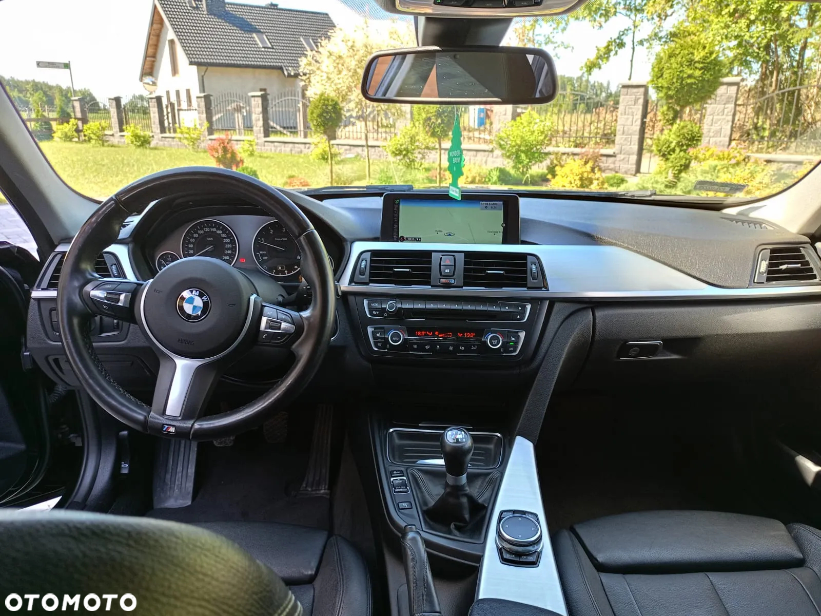 BMW Seria 3 325d - 10