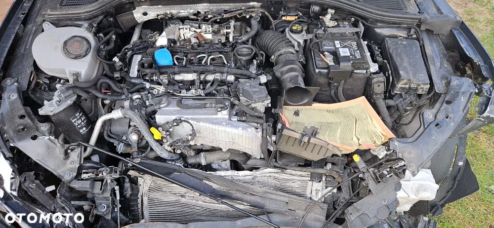 Volkswagen Golf 2.0 TDI SCR DSG Style - 8