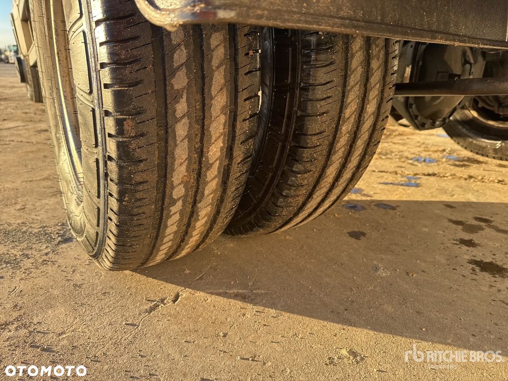 Iveco 70C18 - 15