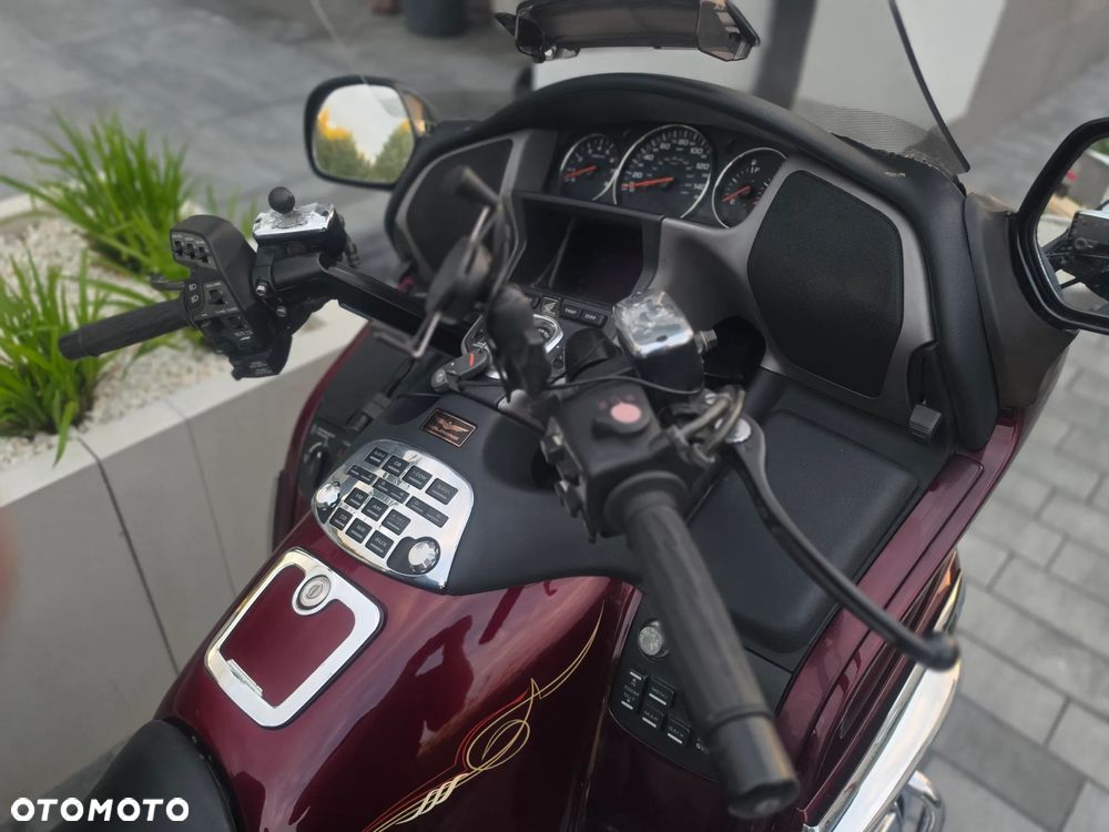 Honda GL - 8
