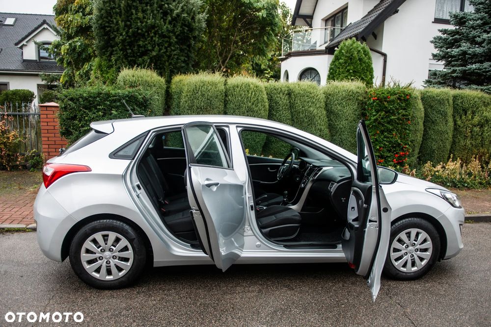 Hyundai i30 1.4 Advantage - 8