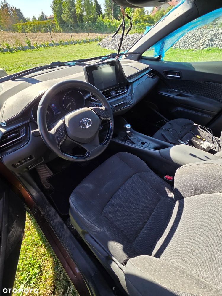 Toyota C-HR 1.8 Hybrid Dynamic - 11