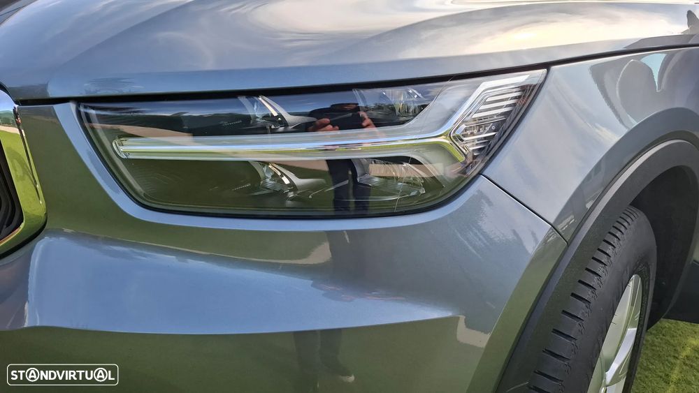 Volvo XC 40 1.5 T3 Tech Edition - 6