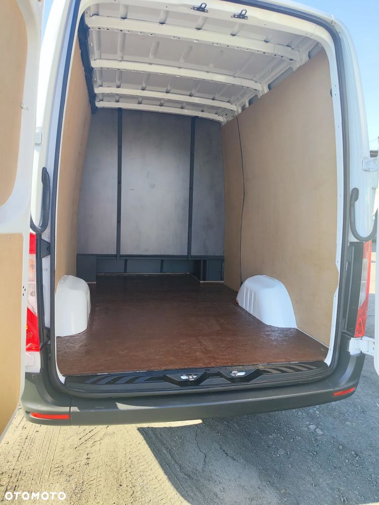 Mercedes-Benz SPRINTER wersja średnia Brygadówka 7-osobowa klima tempomat  salon Polska - 13