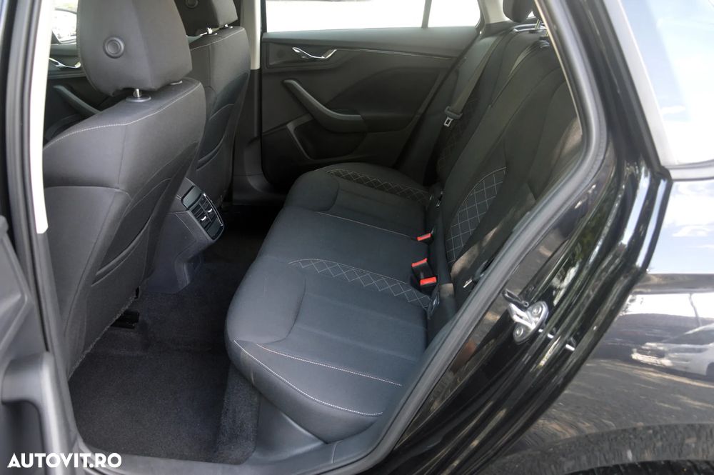 Skoda Kamiq 1.0 TSI DSG Ambition - 28