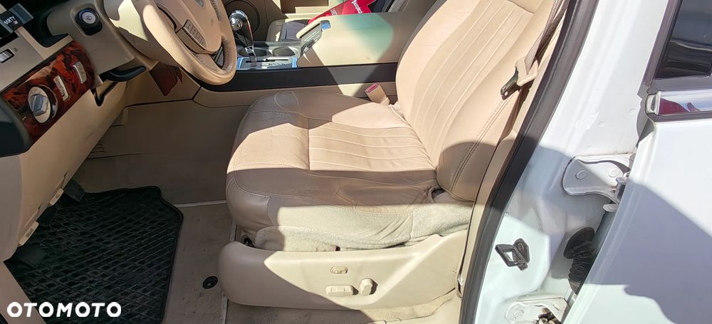 Lincoln Navigator 5.4 4WD - 27