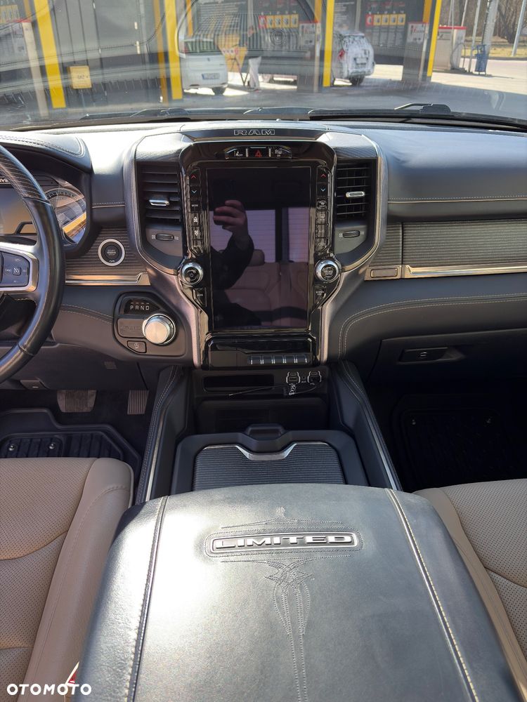 RAM 1500 Crew Cab Limited - 18