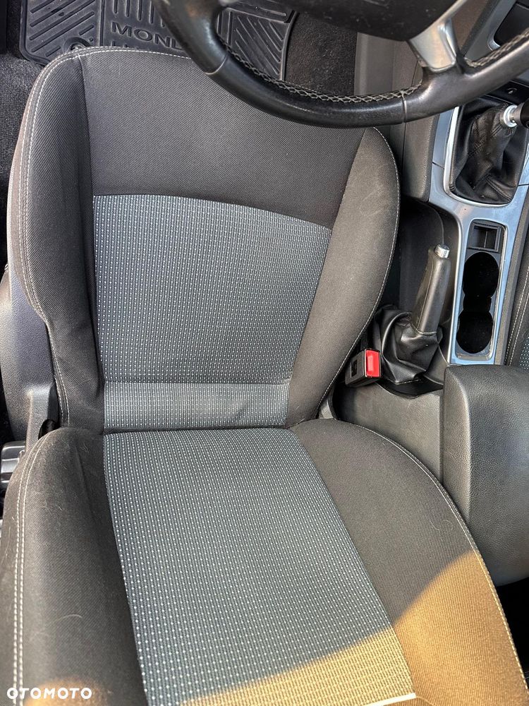 Ford Mondeo 2.0 TDCi Gold X - 18