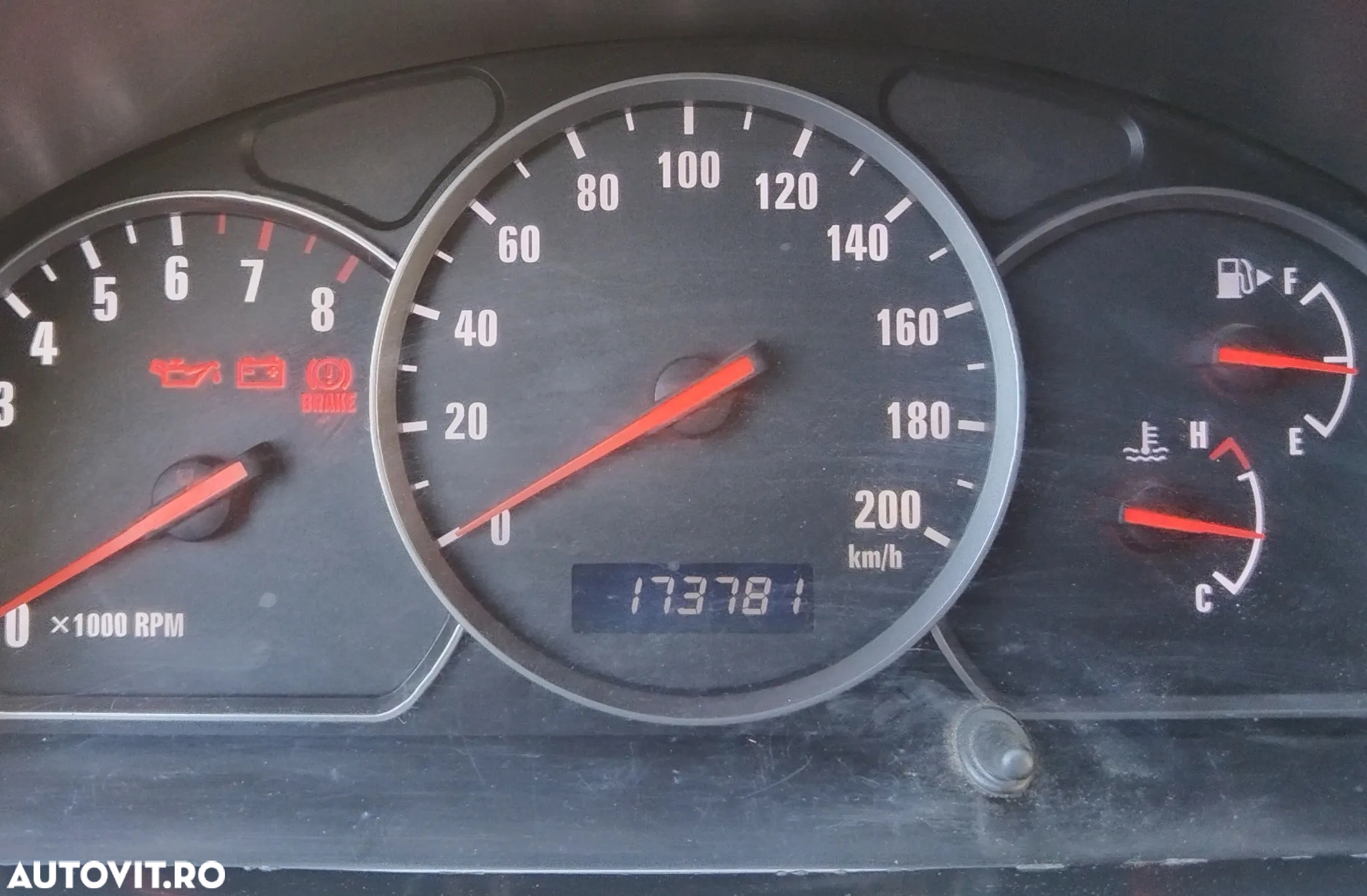 Suzuki Grand Vitara 1.6 - 3