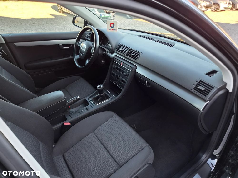 Audi A4 Avant - 23