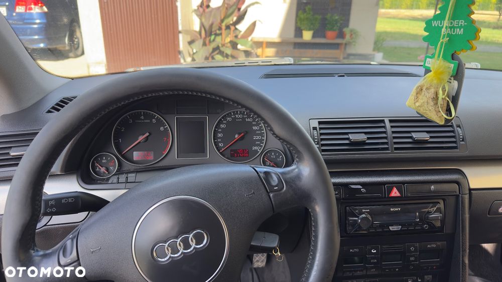 Audi A4 Avant 2.4 Multitronic - 9