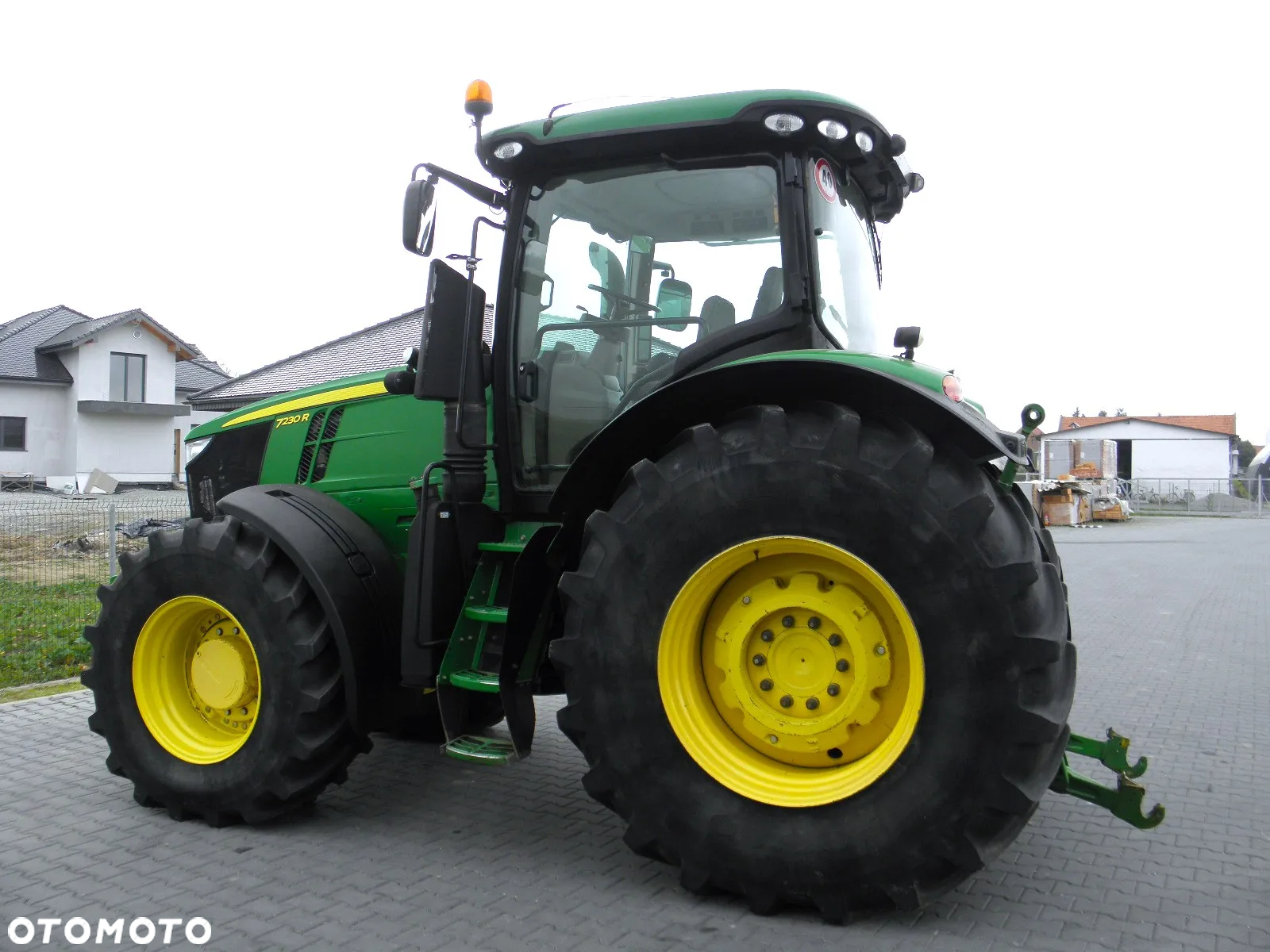 John Deere 7230 R 2012 Rok Nie Malowany, Skrzynia POWERQUAD, Stan Bardzo Dobry - 10